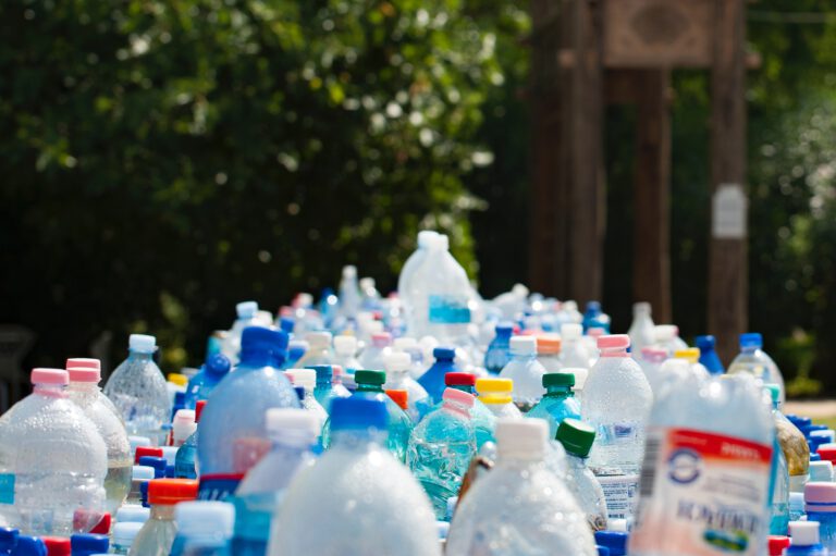 Zázračný plast jménem polyethylen. Víte kde všude se používá a jaké má výhody?